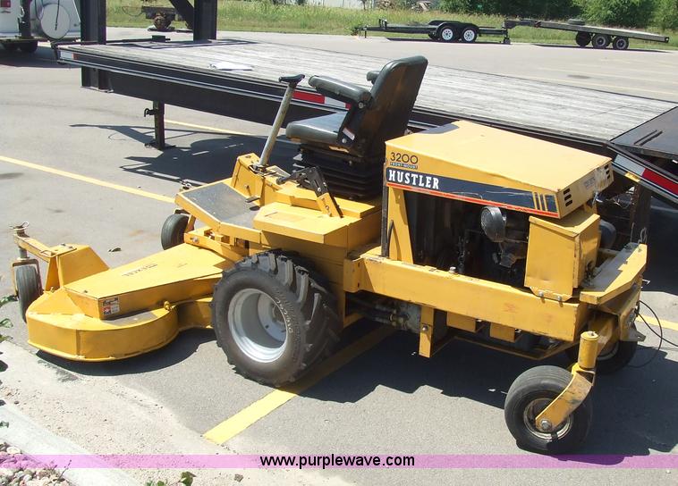 image for item 2000 Excell 3200 Hustler riding mower
