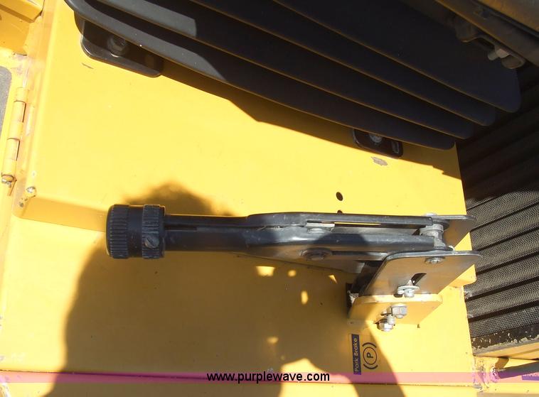 image for item 2000 Excell 3200 Hustler riding mower