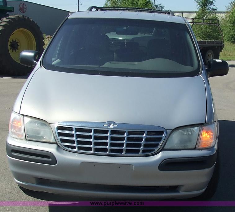 image for item 2001 2000 Chevrolet Venture mini van
