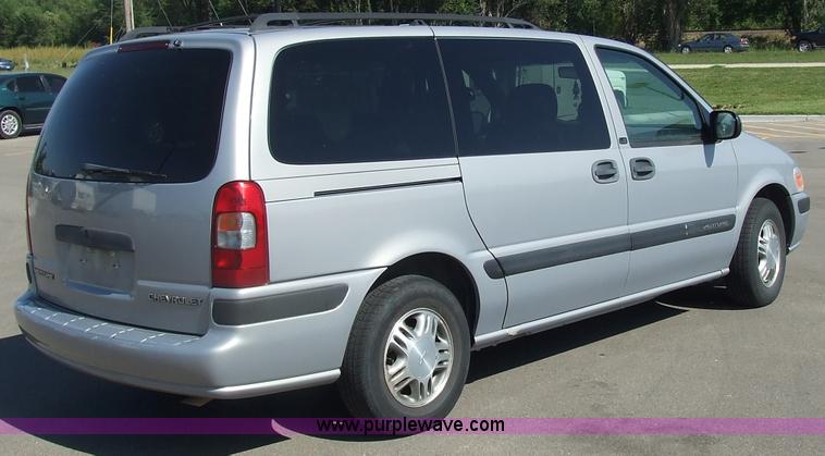 image for item 2001 2000 Chevrolet Venture mini van