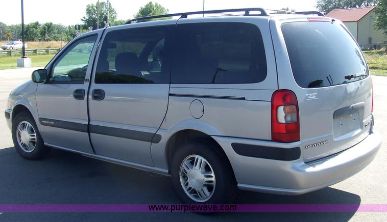 image for item 2001 2000 Chevrolet Venture mini van