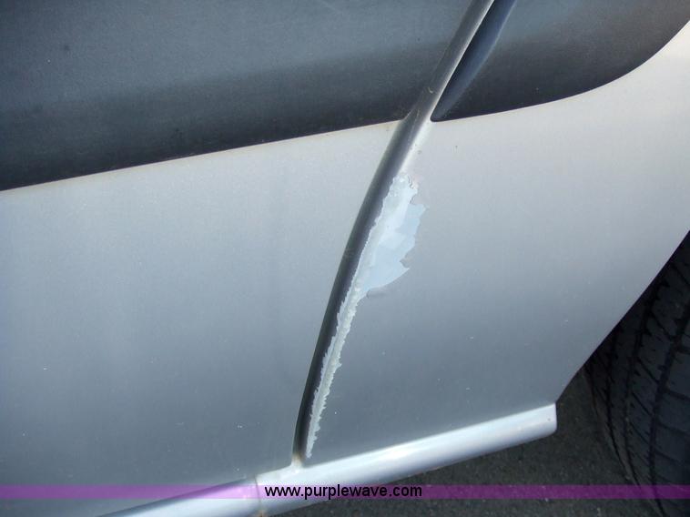 image for item 2001 2000 Chevrolet Venture mini van