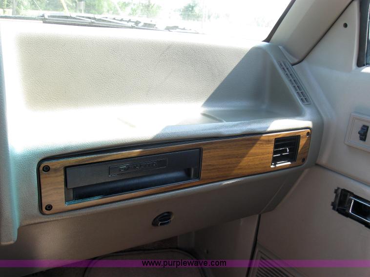 image for item 2619 1996 Dodge Dakota pickup truck