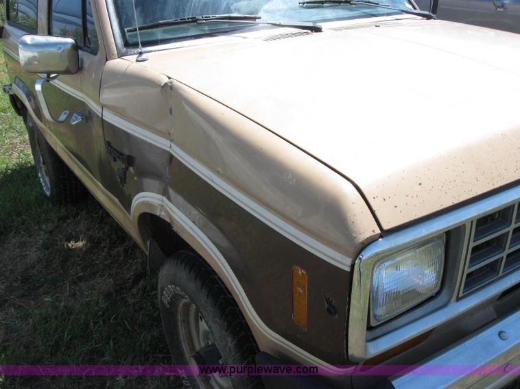 image for item 2652 1984 Ford Bronco II