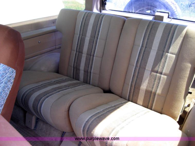 image for item 2652 1984 Ford Bronco II