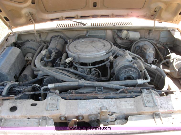 image for item 2652 1984 Ford Bronco II