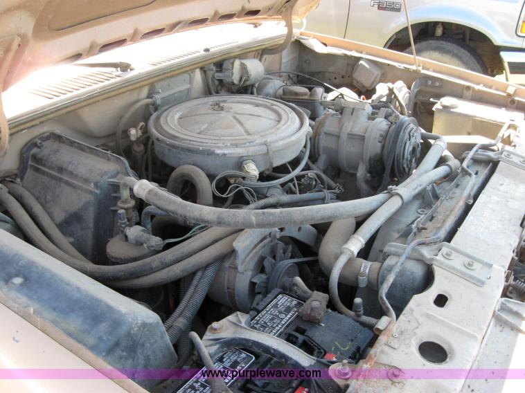 image for item 2652 1984 Ford Bronco II