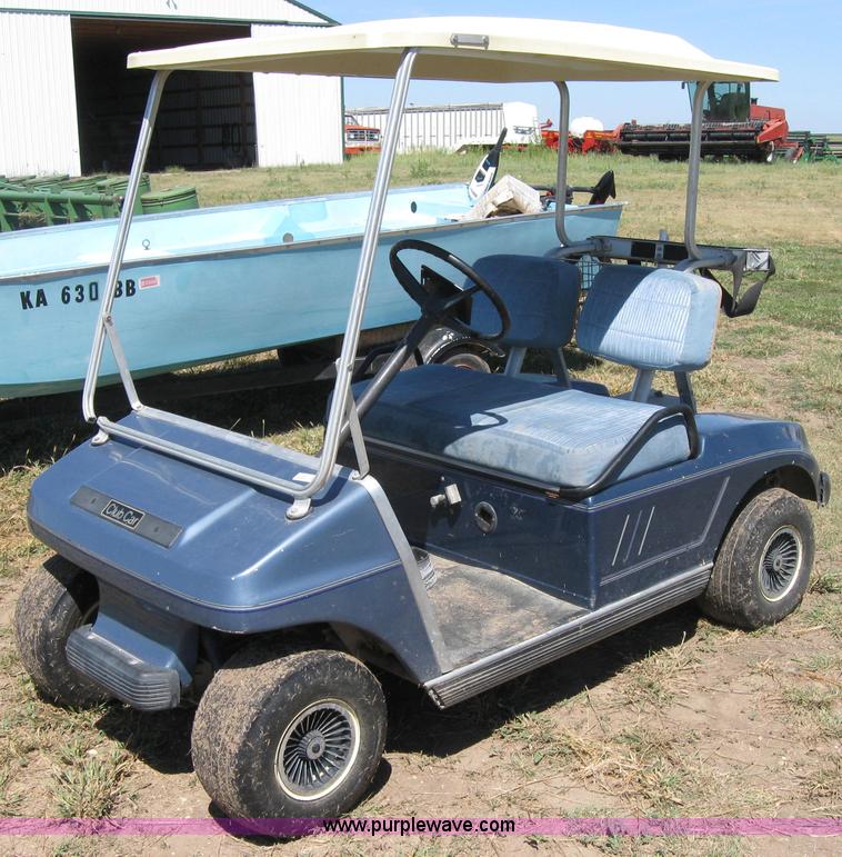 image for item 2656 Club Car golf cart with charger
