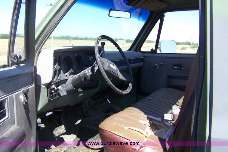 image for item 4128 1984 Chevrolet D30 Military pickup truck