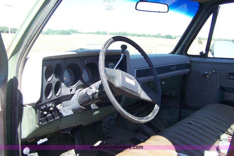 image for item 4128 1984 Chevrolet D30 Military pickup truck