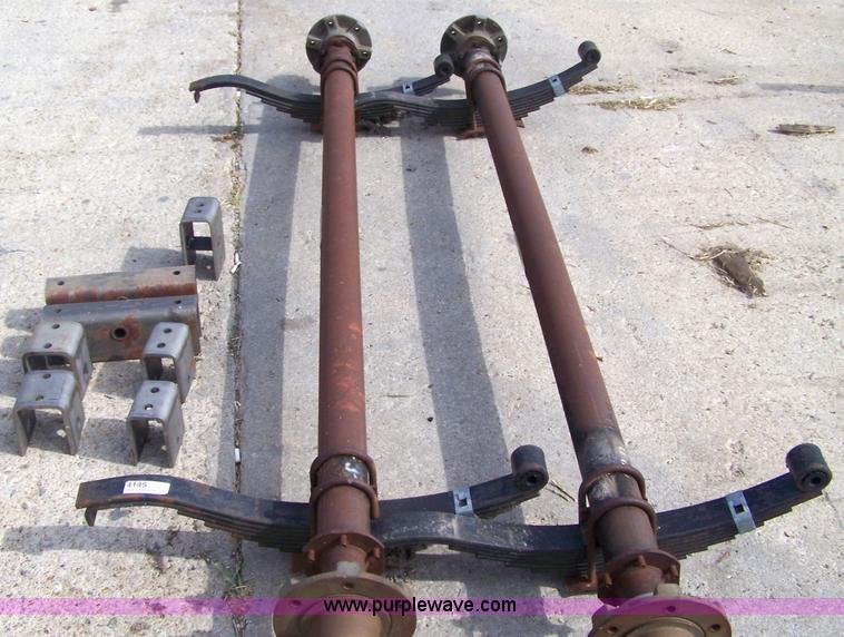 Pair of Dexter SLR axles in Ellis, KS Item 4145 sold Purple Wave