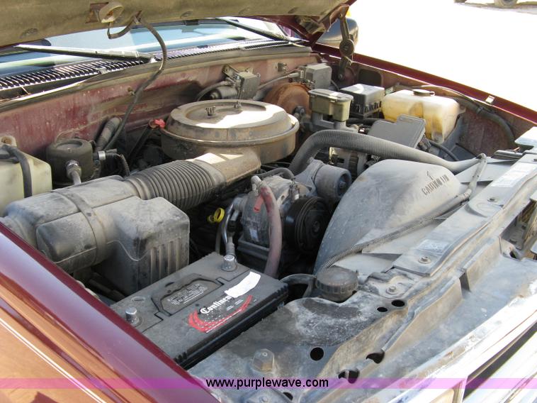 image for item 4808 1995 Chevrolet K1500 Silverado extended cab pickup truck