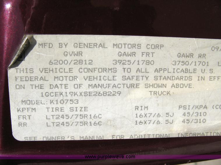 image for item 4808 1995 Chevrolet K1500 Silverado extended cab pickup truck