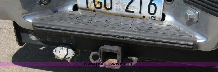 image for item 4809 1996 GMC K1500 Suburban