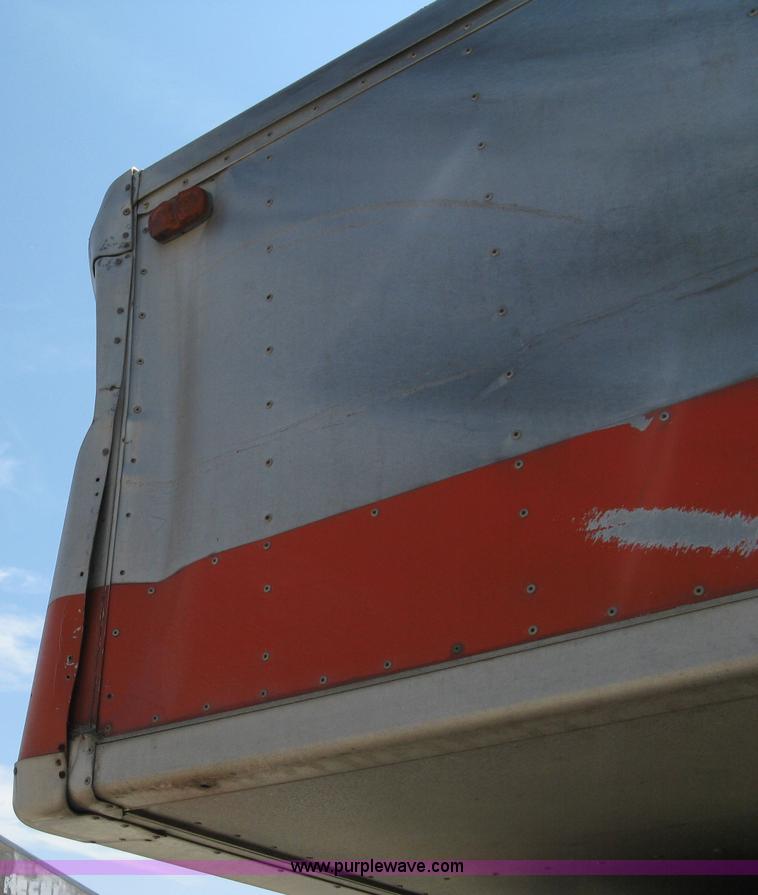 image for item 4820 1973 Ford F600 box truck