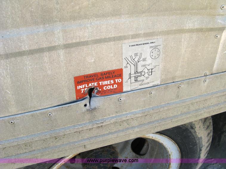 image for item 4820 1973 Ford F600 box truck