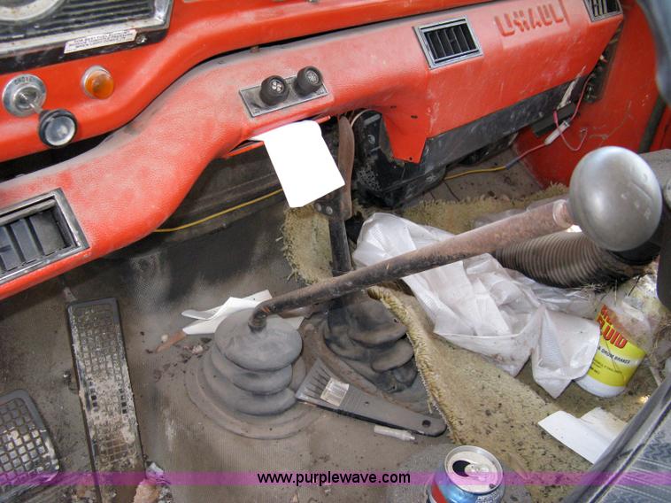 image for item 4820 1973 Ford F600 box truck