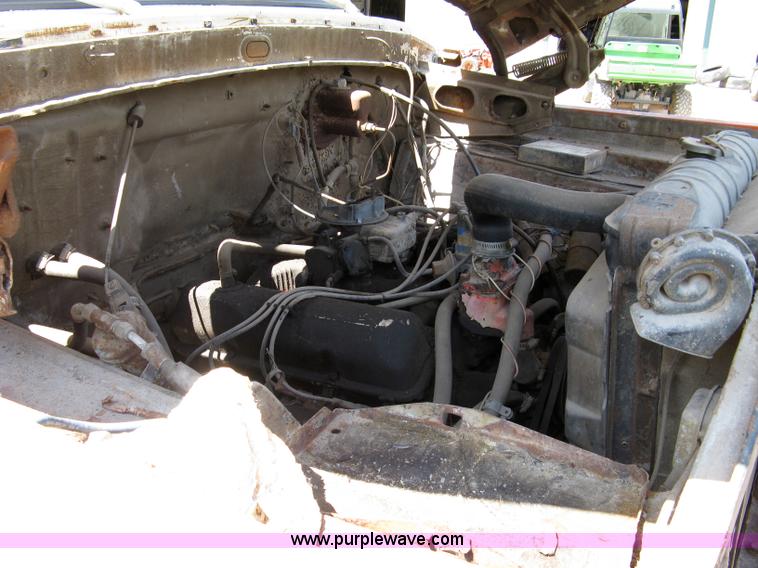 image for item 4820 1973 Ford F600 box truck