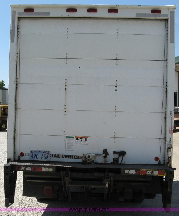 image for item 4822 2001 Isuzu NPR box truck