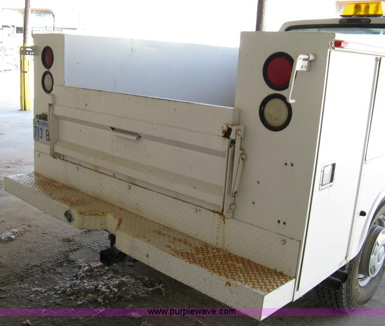 image for item 4824 1997 Ford F350XL pickup truck