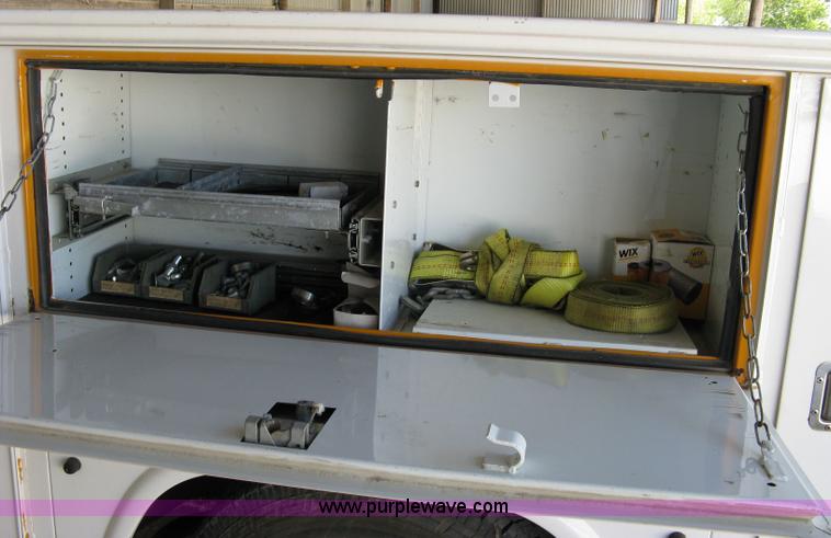 image for item 4824 1997 Ford F350XL pickup truck