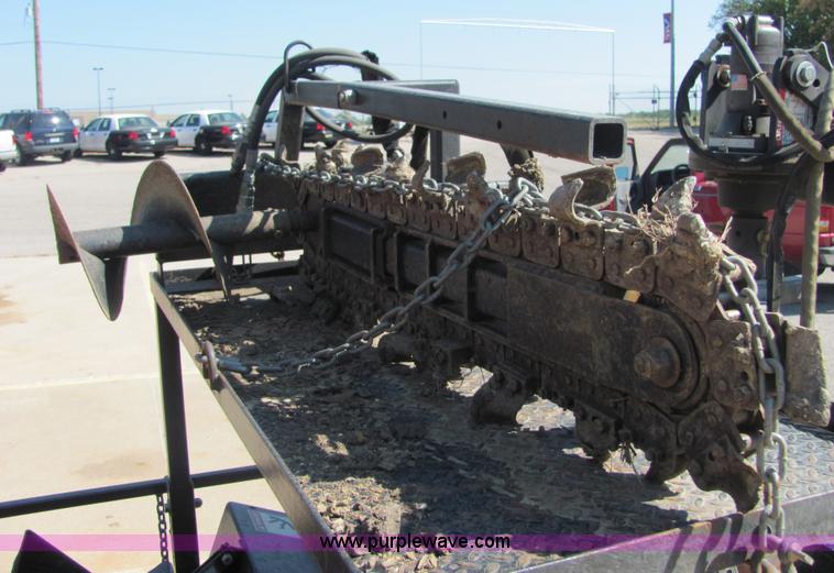 image for item 4828 2004 Powerhouse Pro mini skid-steer loader with attachments and customer trailer