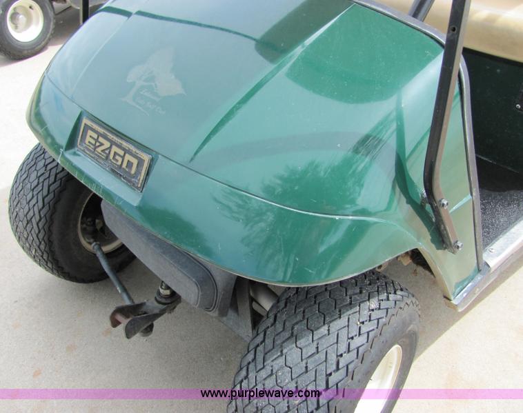 image for item 4881 2002 Ez-go electric golf cart