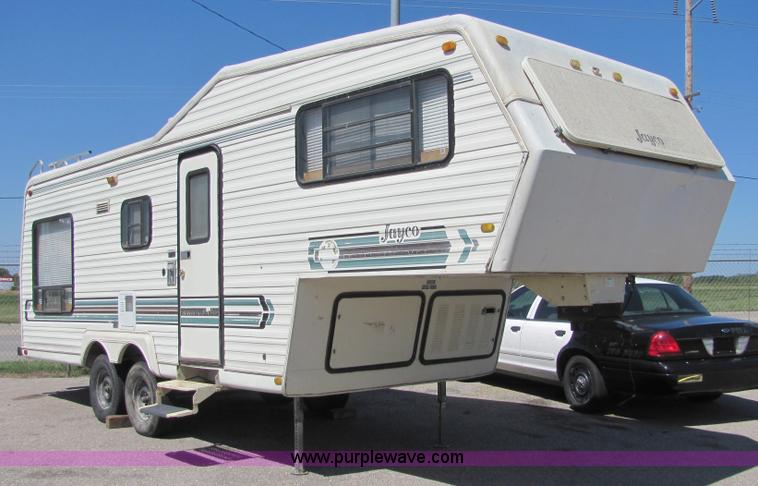 image for item 4883 1984 Jayco Jay Crane 26' fifth wheel camper