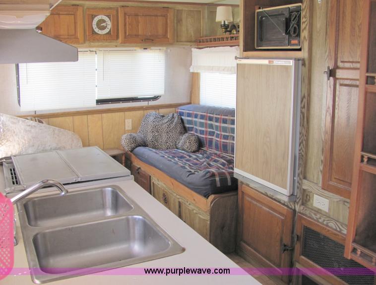 image for item 4883 1984 Jayco Jay Crane 26' fifth wheel camper