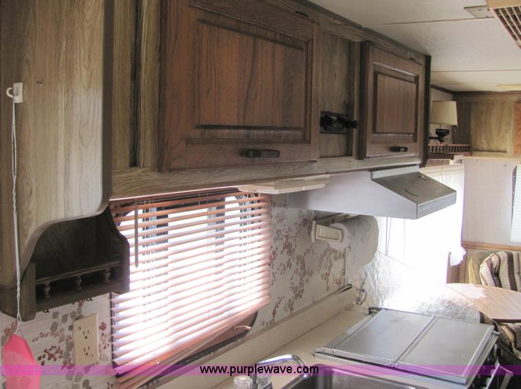 image for item 4883 1984 Jayco Jay Crane 26' fifth wheel camper