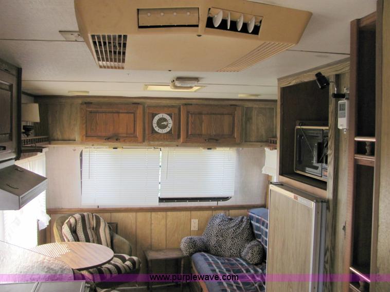 image for item 4883 1984 Jayco Jay Crane 26' fifth wheel camper
