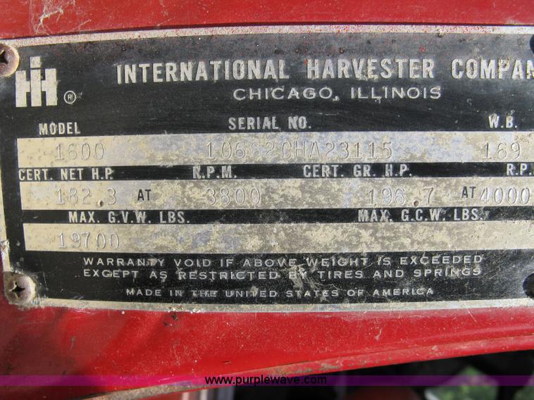 image for item 5057 1973 International Load Star 1600 truck