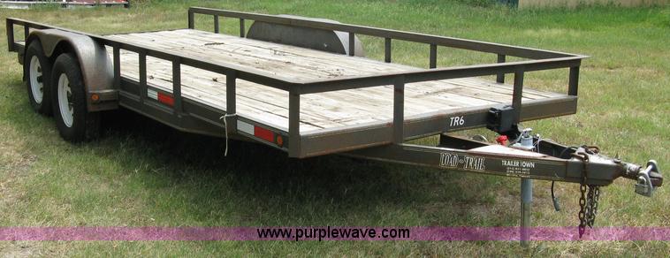 image for item 5063 2003 Load Trail tandem axle flat bed trailer
