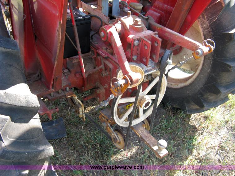 image for item 5065 International 284 tractor with 72" belly mower