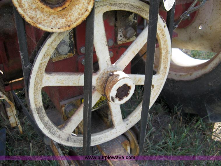 image for item 5065 International 284 tractor with 72" belly mower