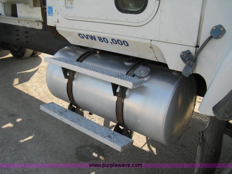 image for item 5068 1999 International Paystar 5000SF mixer truck