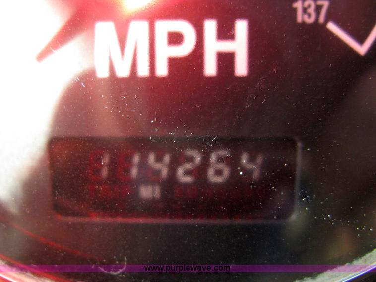 image for item 5068 1999 International Paystar 5000SF mixer truck