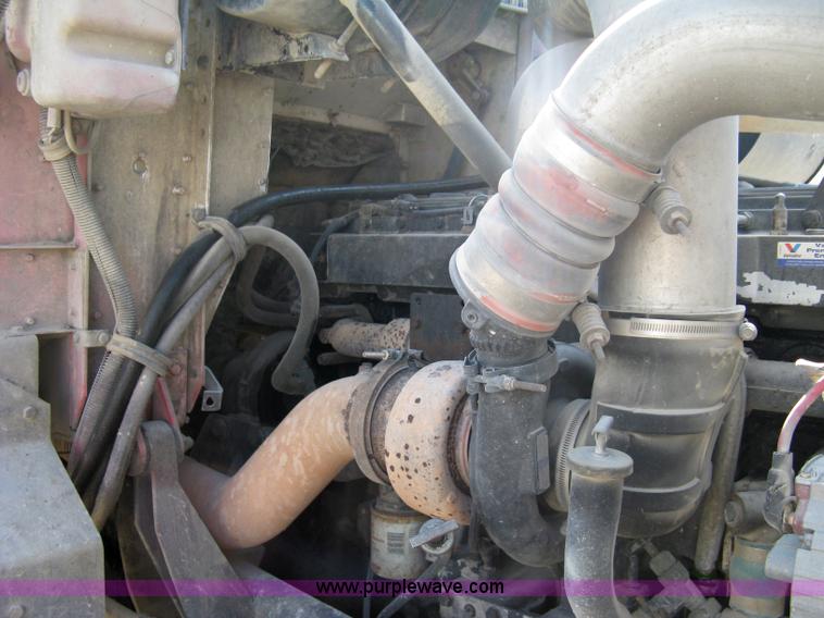 image for item 5068 1999 International Paystar 5000SF mixer truck