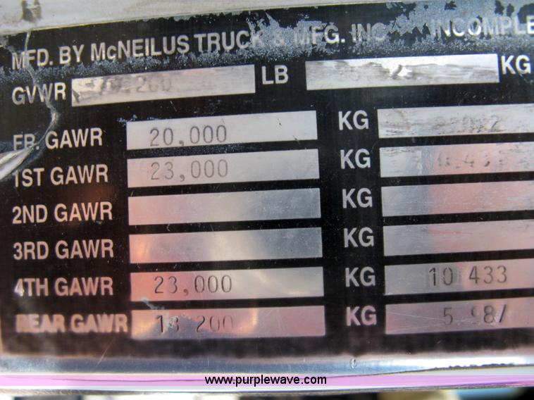 image for item 5068 1999 International Paystar 5000SF mixer truck