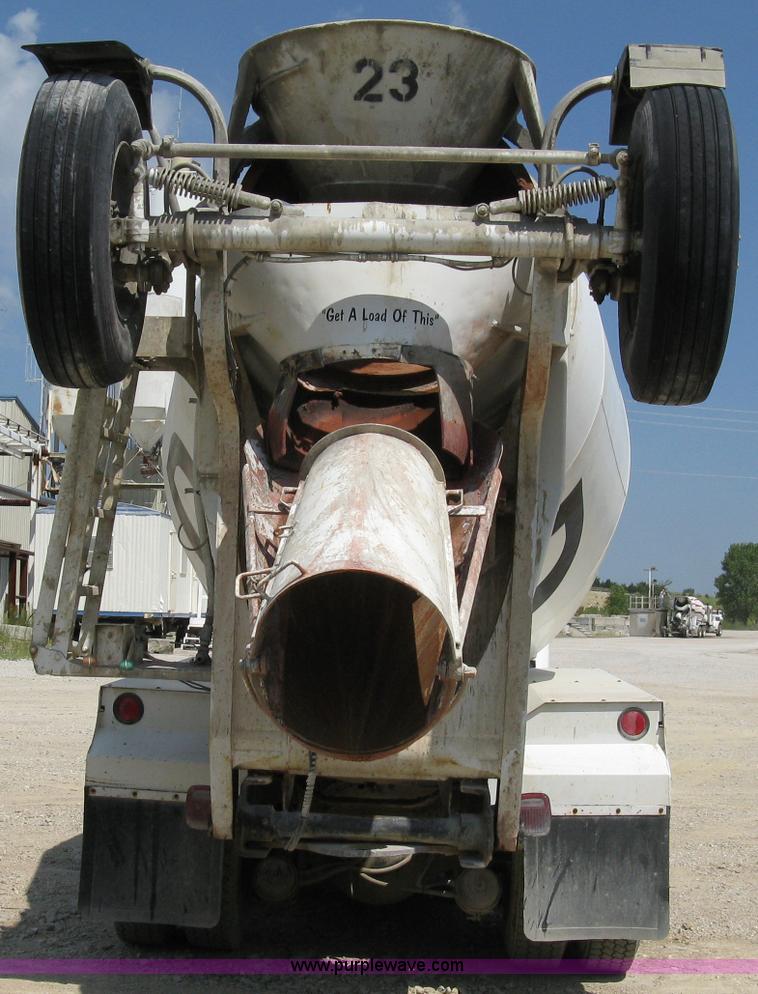 image for item 5069 1991 International Series 2574 mixer truck