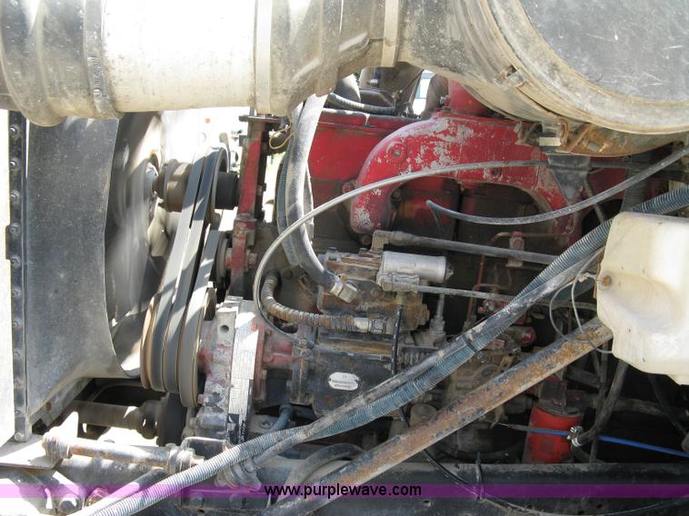 image for item 5070 1981 International Series F2674 mixer truck