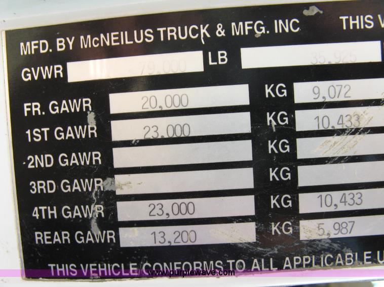 image for item 5071 1999 International Paystar 5000SFA mixer truck