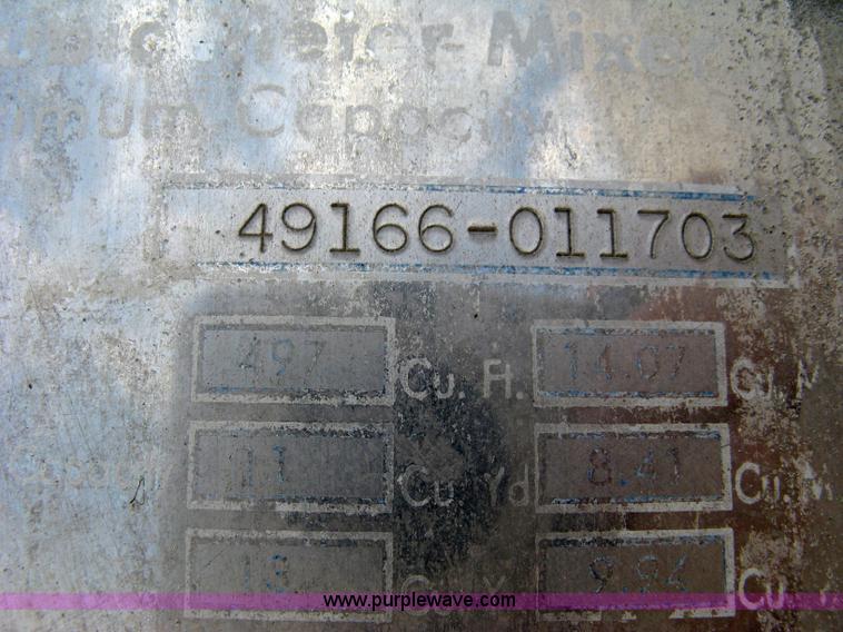 image for item 5071 1999 International Paystar 5000SFA mixer truck