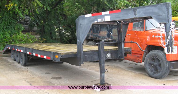 image for item 5081 1990 Shopbuilt gooseneck trailer