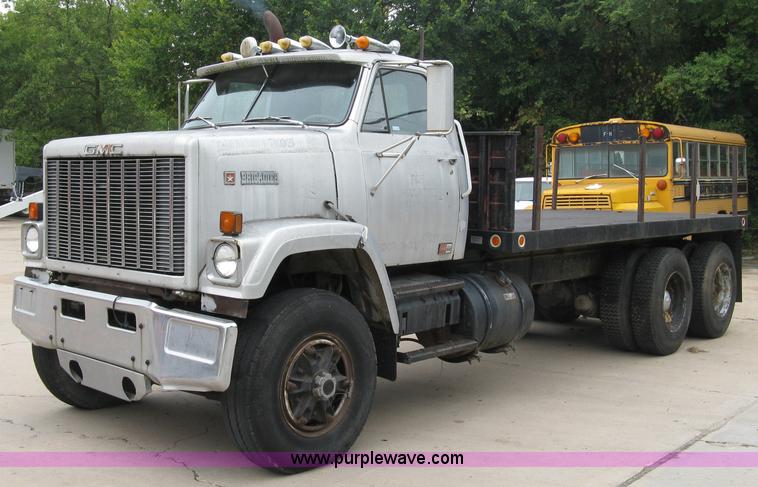 image for item 5082 1980 GMC Brigadier SS truck