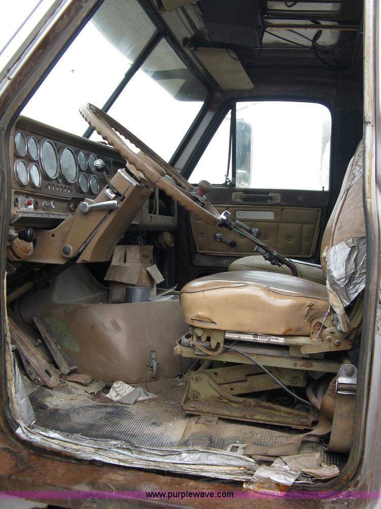 image for item 5082 1980 GMC Brigadier SS truck