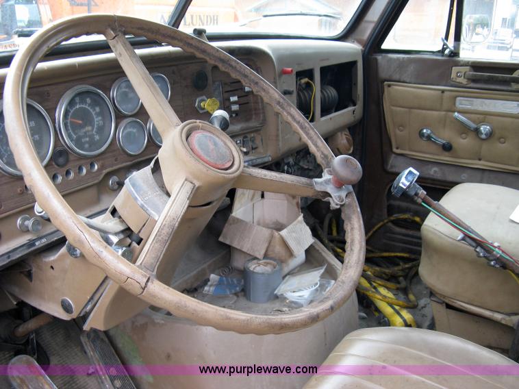 image for item 5082 1980 GMC Brigadier SS truck