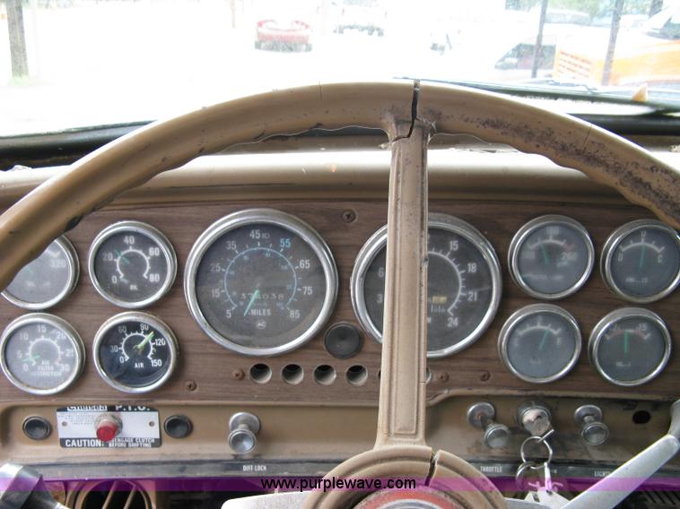 image for item 5082 1980 GMC Brigadier SS truck