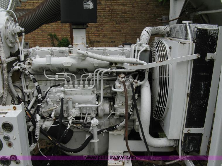 image for item 5084 1989 Guzzler Manuf., Inc. Reach abatement vacuum