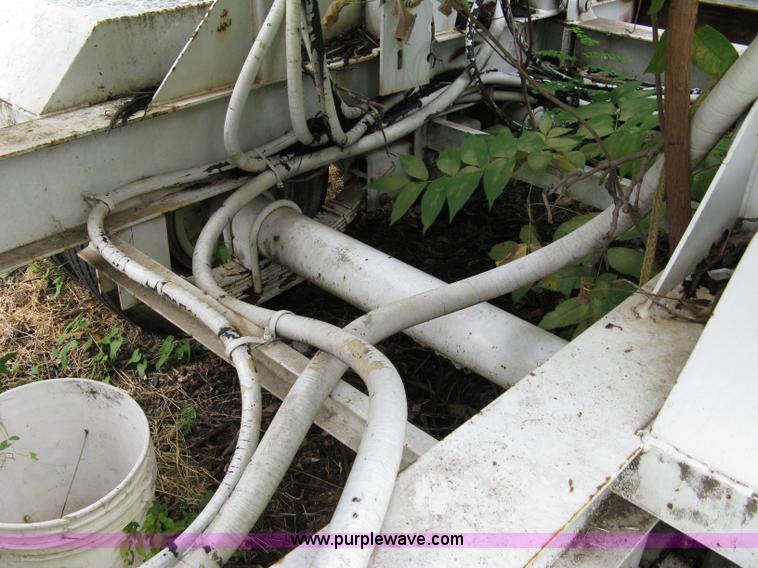 image for item 5084 1989 Guzzler Manuf., Inc. Reach abatement vacuum